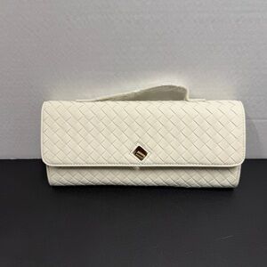 East West Clutch with crossbody strap cream color